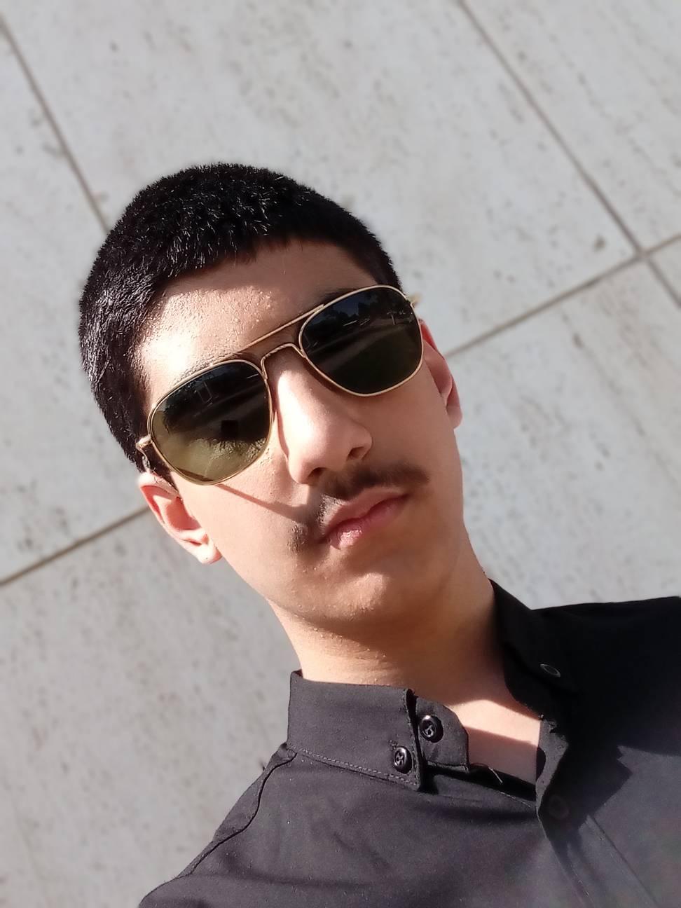 هائل's Profile Picture In GameUP