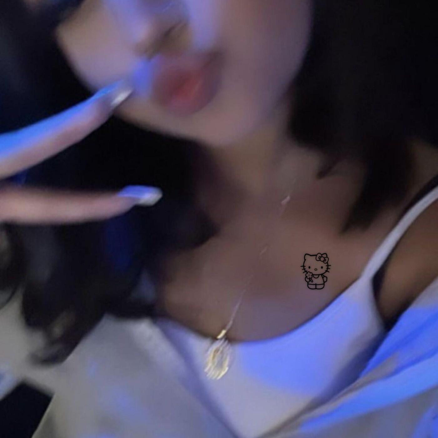 _selena_'s Profile Picture In GameUP